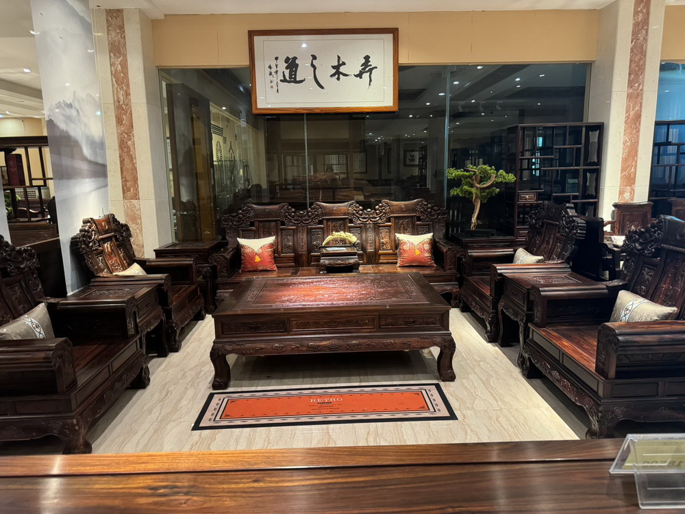 印尼黑酸枝深雕大奔沙发13件套