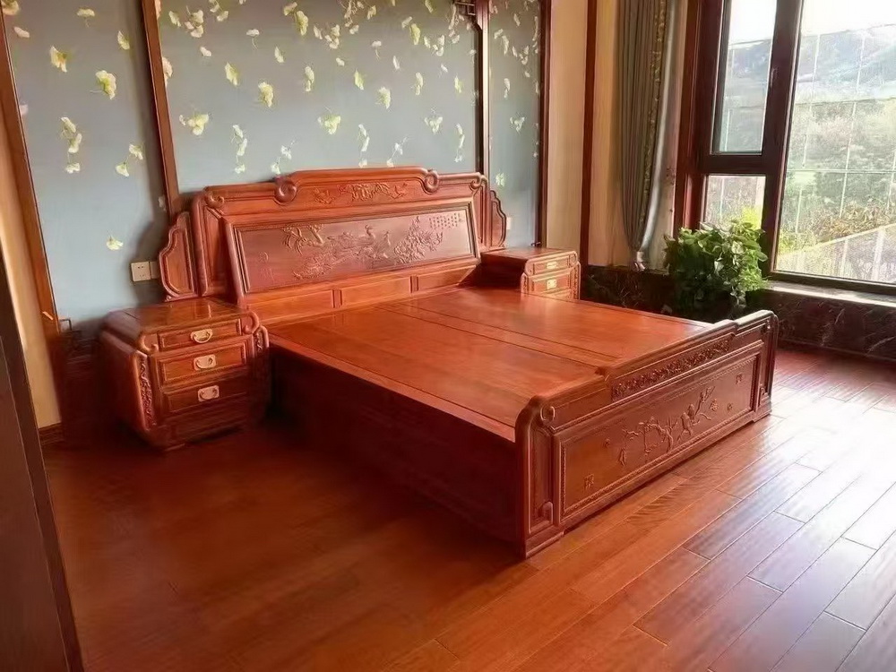 缅甸花梨大床